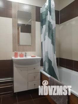 1-к квартира, посуточно, 42м2, 12/12 этаж