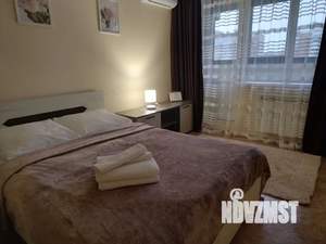 1-к квартира, посуточно, 43м2, 4/15 этаж