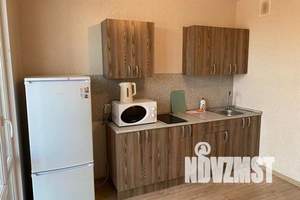 1-к квартира, посуточно, 38м2, 9/17 этаж