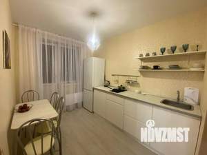 Студия квартира, посуточно, 41м2, 13/17 этаж