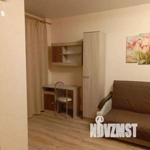 Студия квартира, посуточно, 32м2, 7/17 этаж