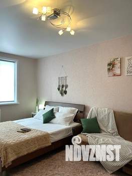 1-к квартира, посуточно, 40м2, 8/17 этаж