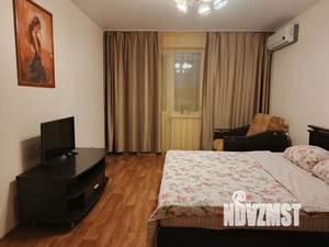 1-к квартира, посуточно, 42м2, 8/10 этаж