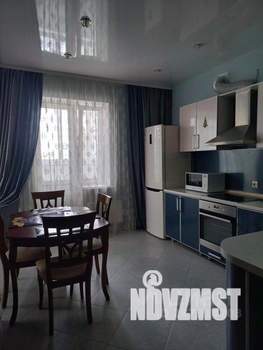 1-к квартира, посуточно, 47м2, 1/1 этаж