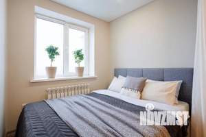 1-к квартира, посуточно, 47м2, 1/1 этаж