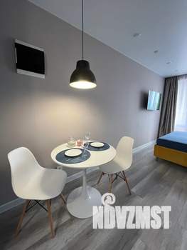 Студия квартира, посуточно, 28м2, 17/19 этаж