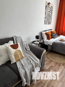 Студия квартира, посуточно, 40м2, 5/10 этаж