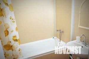 1-к квартира, посуточно, 45м2, 3/25 этаж