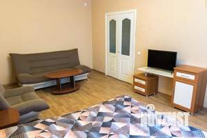 1-к квартира, посуточно, 43м2, 1/1 этаж