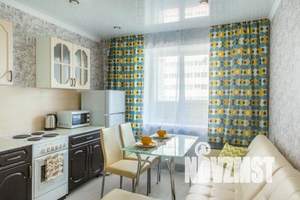 1-к квартира, посуточно, 45м2, 9/25 этаж