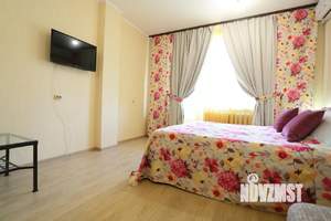 1-к квартира, посуточно, 67м2, 1/1 этаж