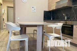 1-к квартира, посуточно, 42м2, 1/17 этаж