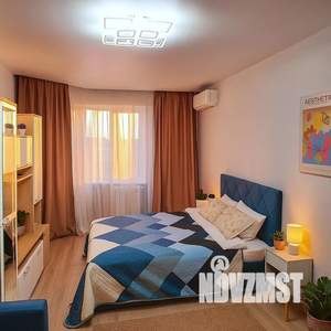 1-к квартира, посуточно, 39м2, 8/17 этаж