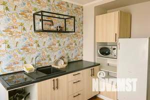 1-к квартира, посуточно, 38м2, 4/10 этаж