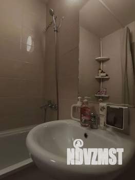 1-к квартира, посуточно, 45м2, 3/25 этаж