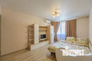 1-к квартира, посуточно, 42м2, 6/17 этаж