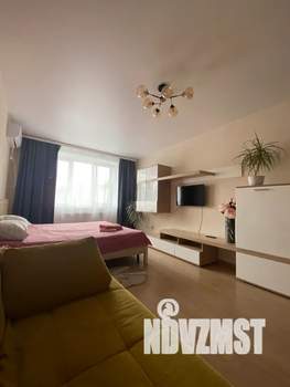 1-к квартира, посуточно, 45м2, 3/6 этаж