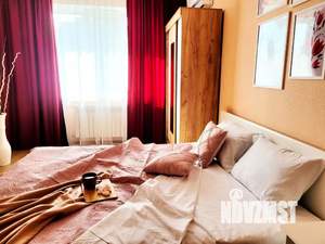 1-к квартира, посуточно, 42м2, 17/25 этаж