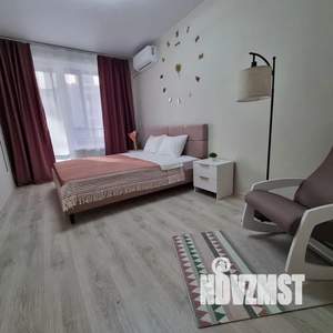 1-к квартира, посуточно, 40м2, 18/21 этаж