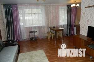 2-к квартира, посуточно, 44м2, 4/5 этаж