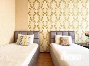 2-к квартира, посуточно, 60м2, 1/1 этаж