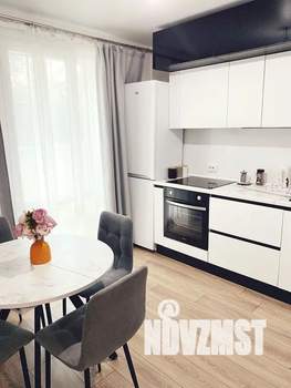 1-к квартира, посуточно, 40м2, 1/17 этаж