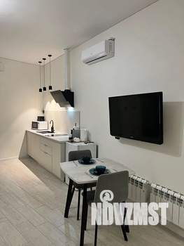 Студия квартира, посуточно, 44м2, 9/9 этаж