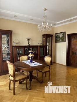 3-к квартира, на длительный срок, 132м2, 7/10 этаж