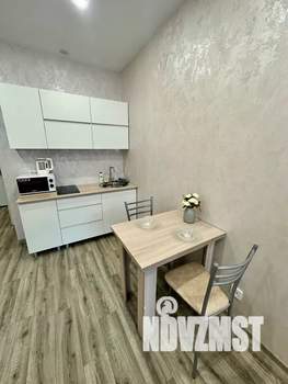 Студия квартира, посуточно, 27м2, 2/17 этаж