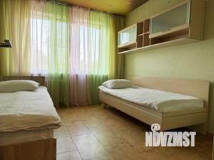 2-к квартира, посуточно, 52м2, 1/1 этаж