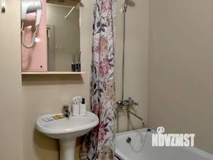 1-к квартира, посуточно, 38м2, 1/1 этаж