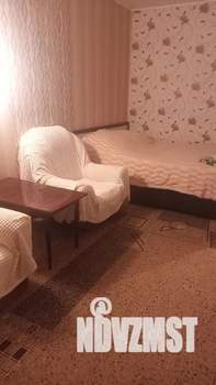 1-к квартира, посуточно, 37м2, 4/9 этаж