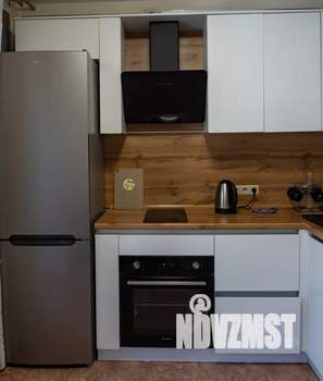 1-к квартира, посуточно, 35м2, 13/16 этаж