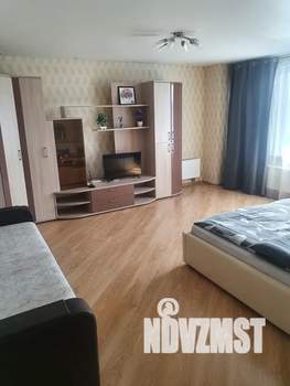 2-к квартира, посуточно, 76м2, 14/18 этаж