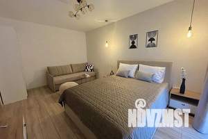 1-к квартира, посуточно, 42м2, 7/18 этаж