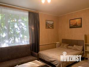 1-к квартира, посуточно, 30м2, 2/3 этаж