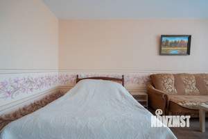 1-к квартира, посуточно, 40м2, 3/9 этаж