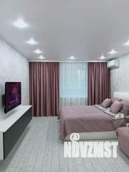 1-к квартира, посуточно, 47м2, 2/10 этаж