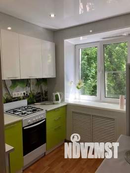 1-к квартира, посуточно, 32м2, 3/5 этаж