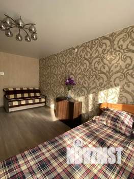 1-к квартира, посуточно, 44м2, 3/6 этаж