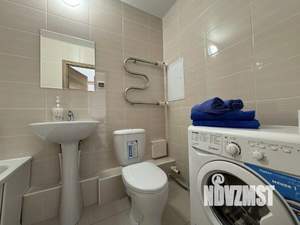 1-к квартира, посуточно, 40м2, 1/1 этаж
