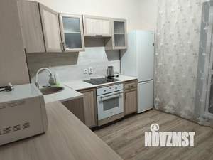 1-к квартира, посуточно, 33м2, 25/25 этаж