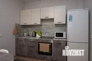 2-к квартира, посуточно, 44м2, 1/1 этаж