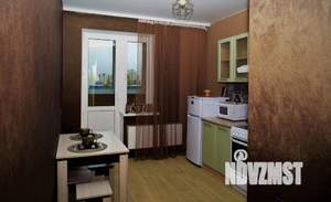 1-к квартира, посуточно, 42м2, 1/1 этаж