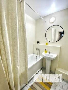 1-к квартира, посуточно, 38м2, 1/17 этаж