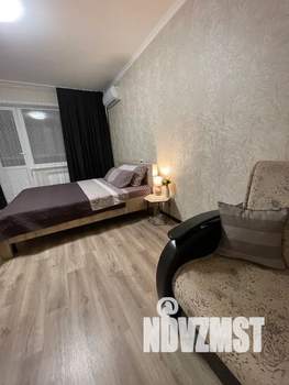 1-к квартира, посуточно, 39м2, 8/10 этаж