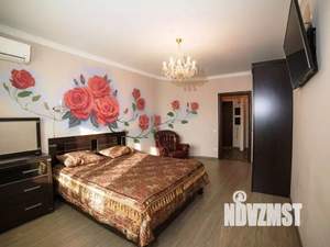 2-к квартира, посуточно, 80м2, 1/1 этаж