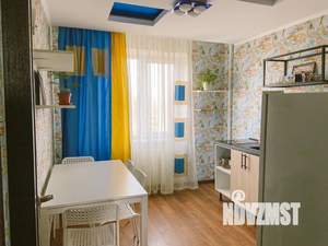 1-к квартира, посуточно, 38м2, 4/10 этаж