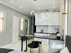 Студия квартира, посуточно, 29м2, 5/10 этаж