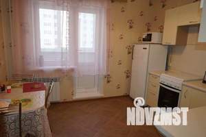1-к квартира, посуточно, 40м2, 7/17 этаж